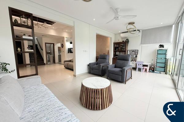 UPGRADED | BEST VALUE | 3+Maids | Arabella